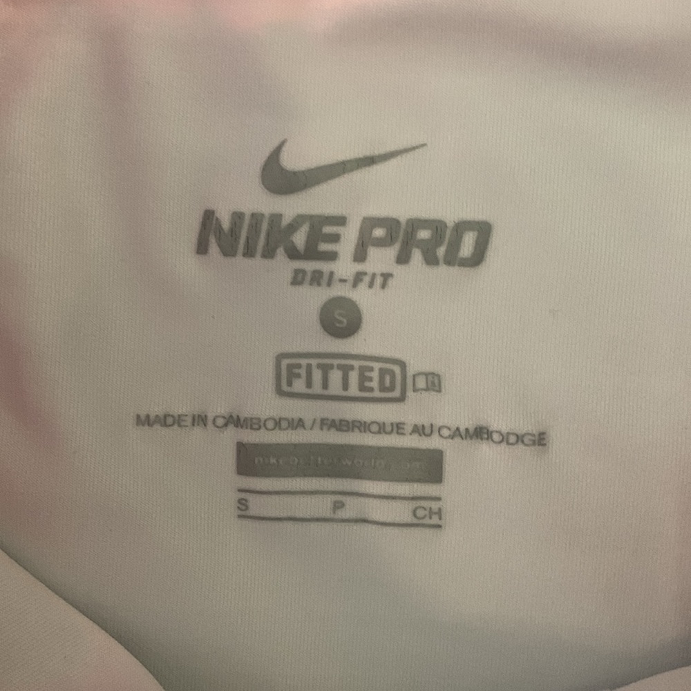 ✨ NIKE Pro Dri-Fit✨ - Picture 5 of 7
